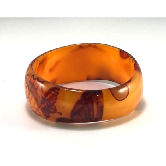 Chunky curvy 1980s Asymmetric Lucite Butterfly Bangle in Orange - Picture 2 of 7
